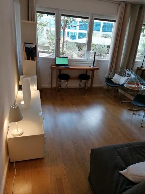 Location studio Paris 08 - Photo 3