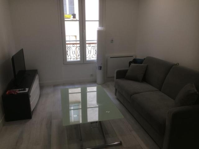 Location appartement T1 Paris 11 - Photo 2