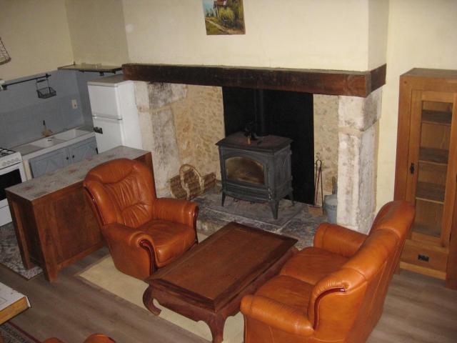 Location maison F4 Ste Foy de Longas - Photo 3