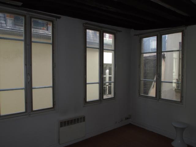 Location studio Paris 04 - Photo 4