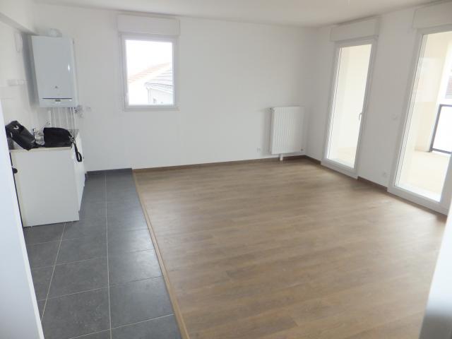 Location appartement T4 Reze - Photo 2