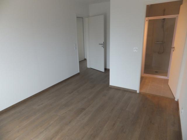 Location appartement T4 Reze - Photo 4
