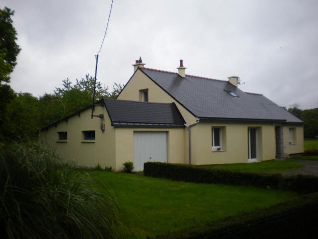 Location maison F6 Noyal Chatillon sur Seiche - Photo 1