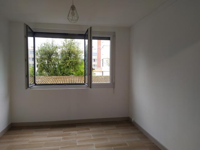Location appartement T3 Bron - Photo 5