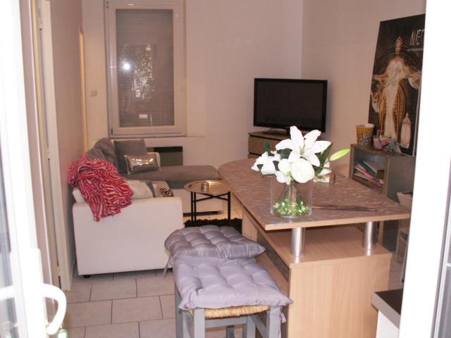 Location appartement T2 Nimes - Photo 2