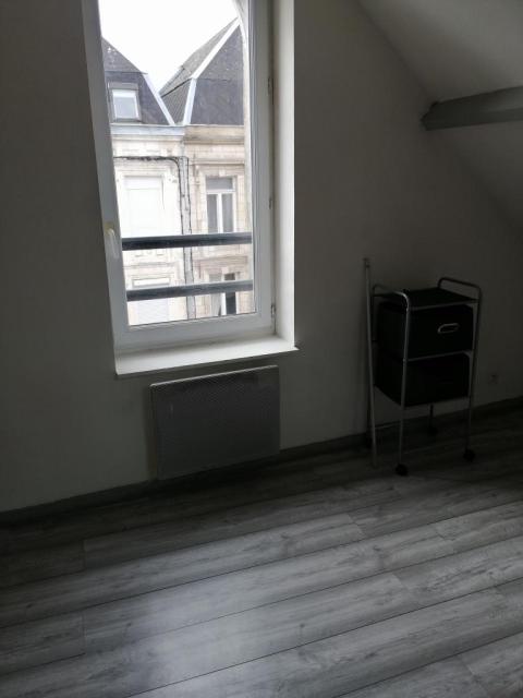 Location appartement T1 Arras - Photo 2