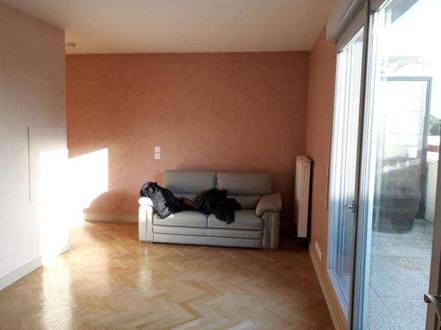 Location appartement T2 Velizy Villacoublay - Photo 3
