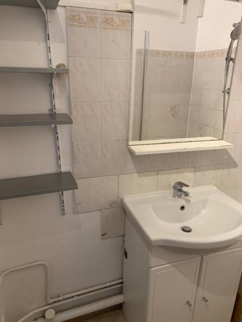 Location appartement T2 Paris 19 - Photo 4