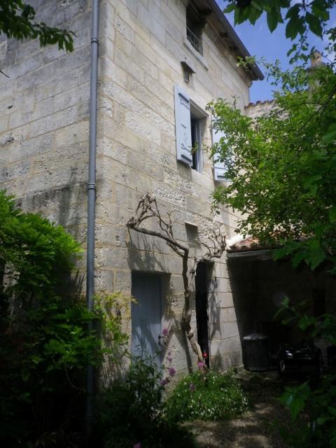 Location appartement T2 Saintes - Photo 3