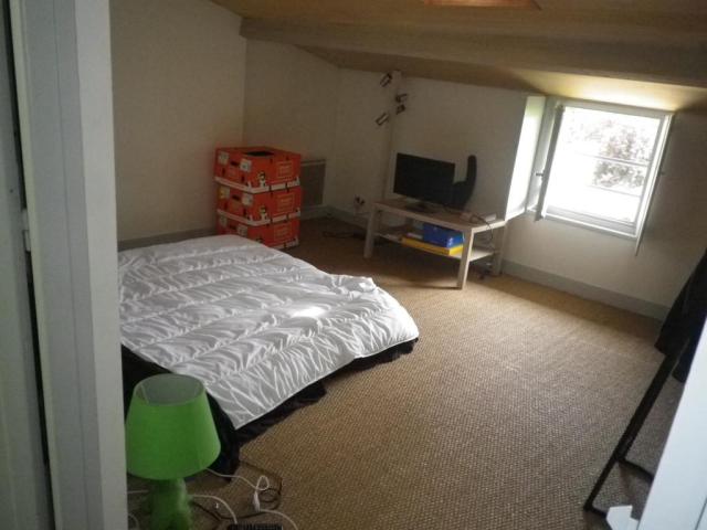 Location appartement T2 Saintes - Photo 4