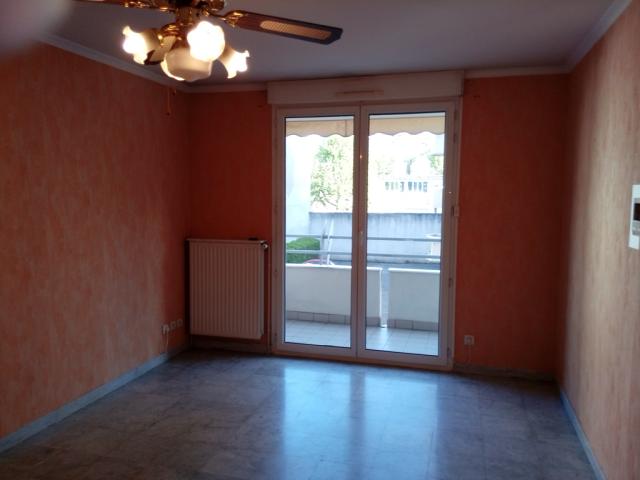 Location studio St Etienne - Photo 4