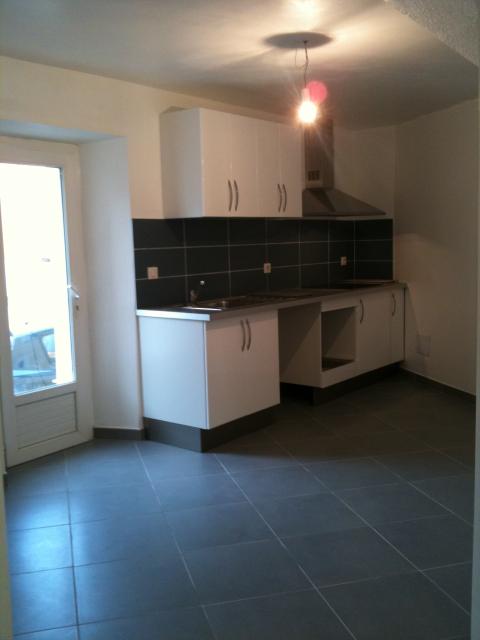 Location maison F3 Greasque - Photo 2