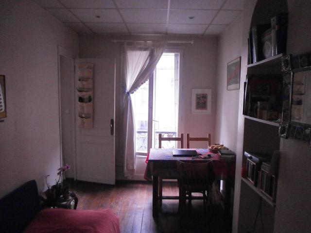 Location appartement T2 Paris 18 - Photo 1