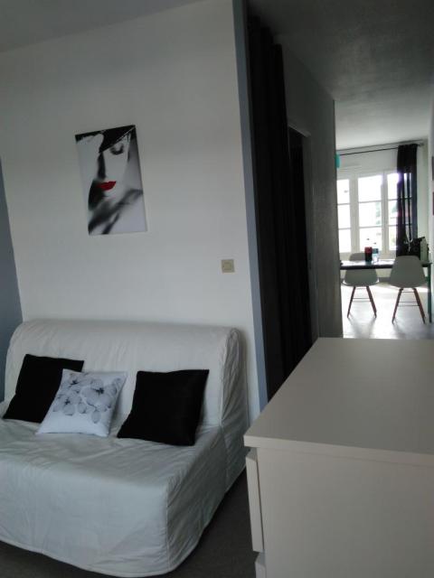 Location studio St Etienne - Photo 4
