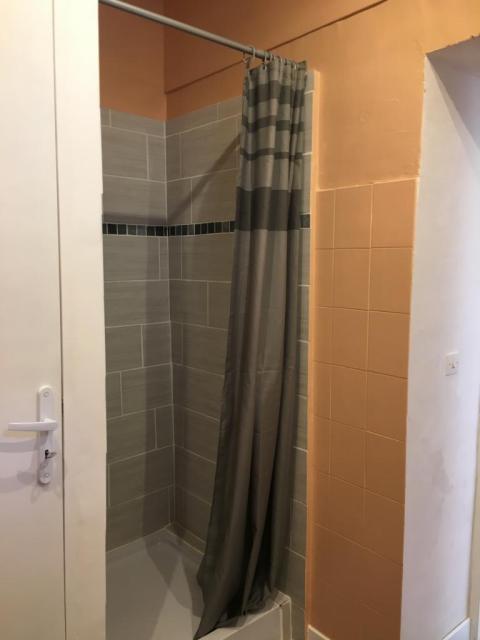 Location appartement T2 Nimes - Photo 5