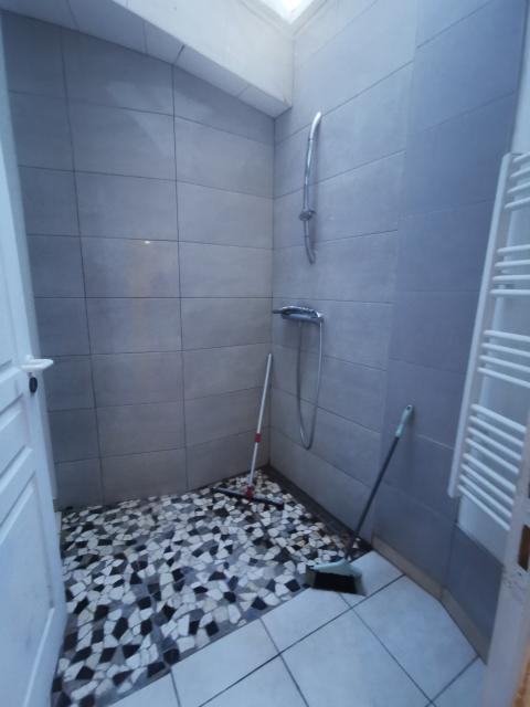 Location appartement T2 Neuville sur Saone - Photo 5
