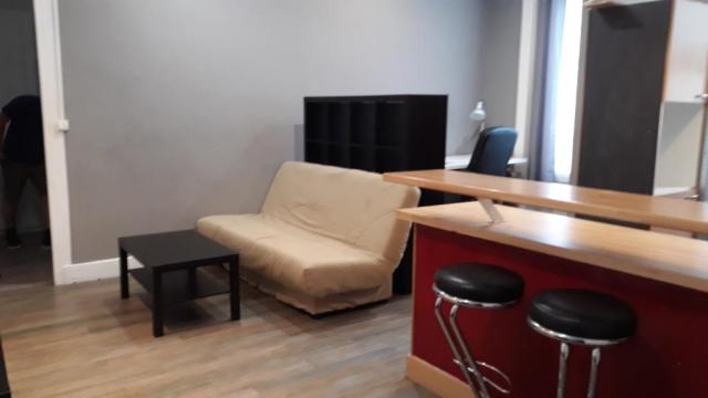 Location appartement T2 St Etienne - Photo 2