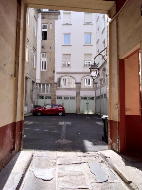 Location appartement T2 St Etienne - Photo 8