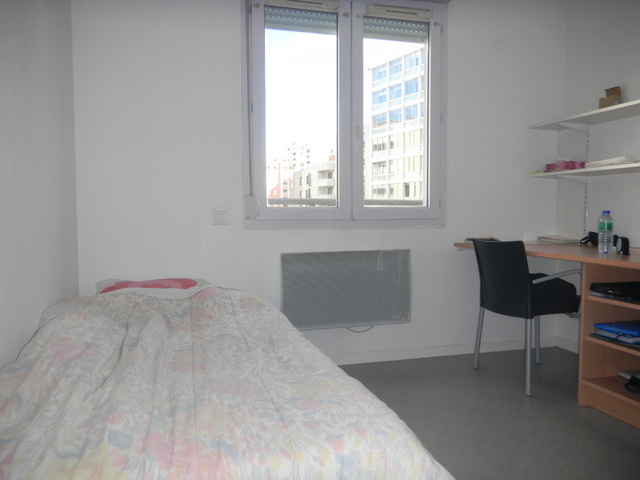 Location studio St Etienne - Photo 2