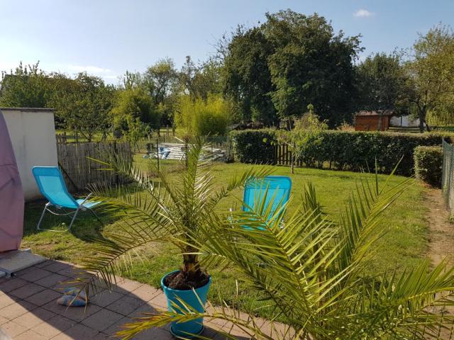 Location maison F4 Charge - Photo 2