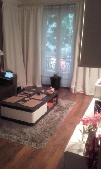 Location appartement T2 Paris 18 - Photo 2
