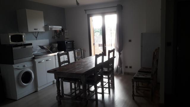 Location appartement T3 Eyguieres - Photo 1