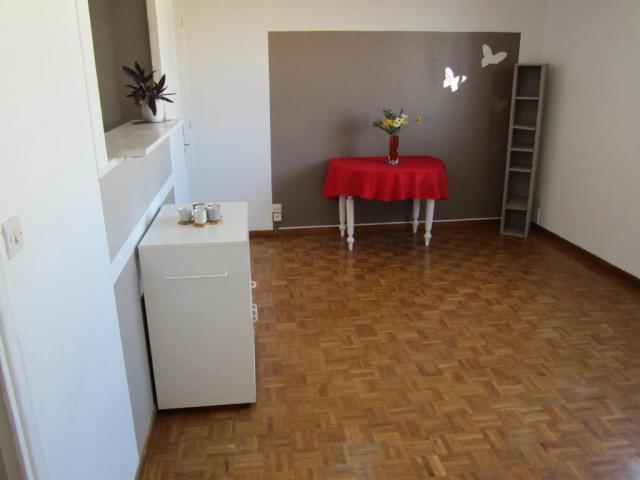 Location appartement T2 Marseille 04 - Photo 2