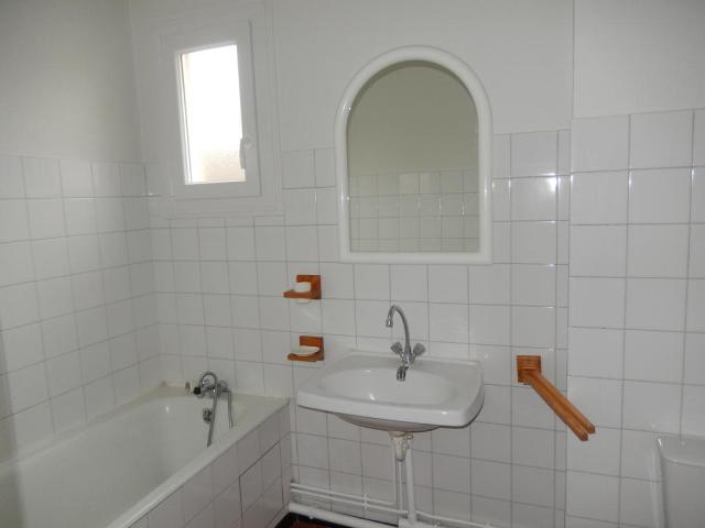 Location appartement T2 Le Puy en Velay - Photo 2