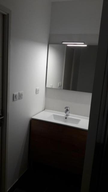 Location appartement T2 Six Fours les Plages - Photo 4