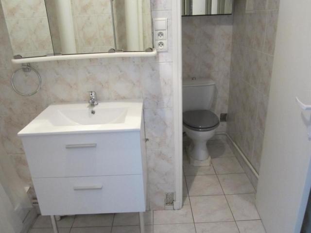 Location appartement T1 Marseille 05 - Photo 2