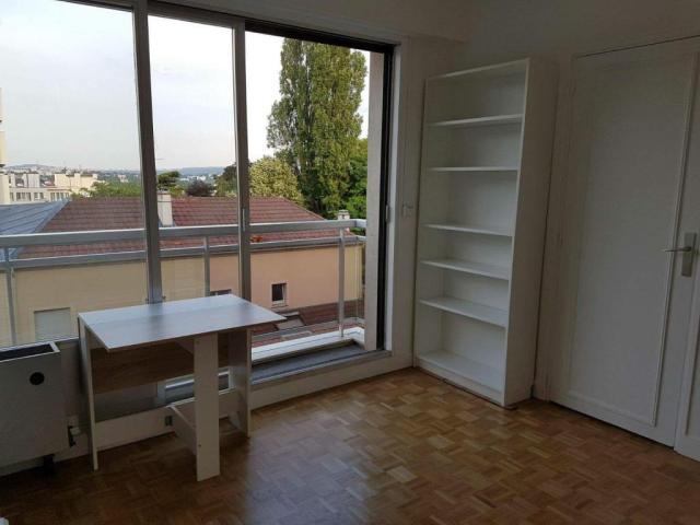 Location studio St Germain en Laye - Photo 2