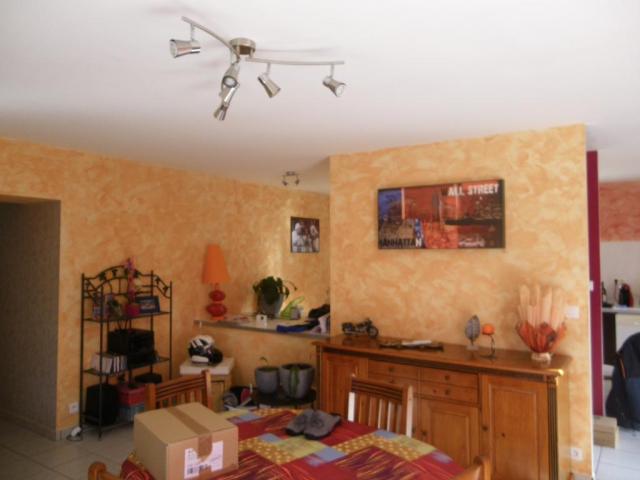 Location maison F4 Sorbiers - Photo 2