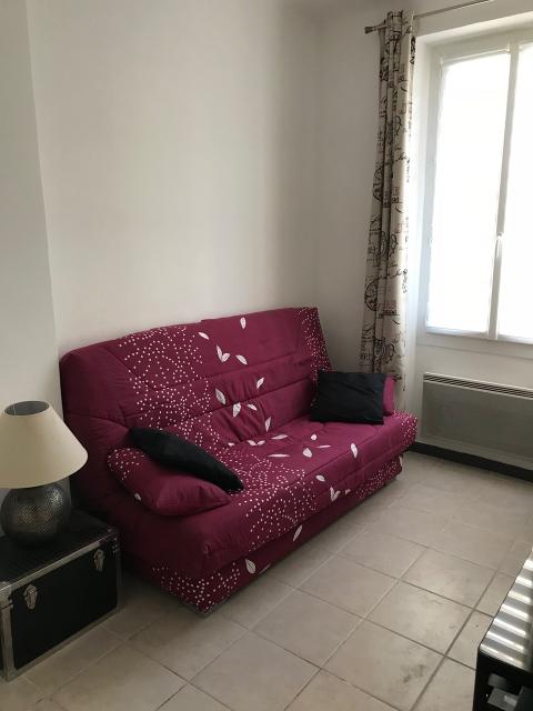 Location appartement T1 Marseille 06 - Photo 4