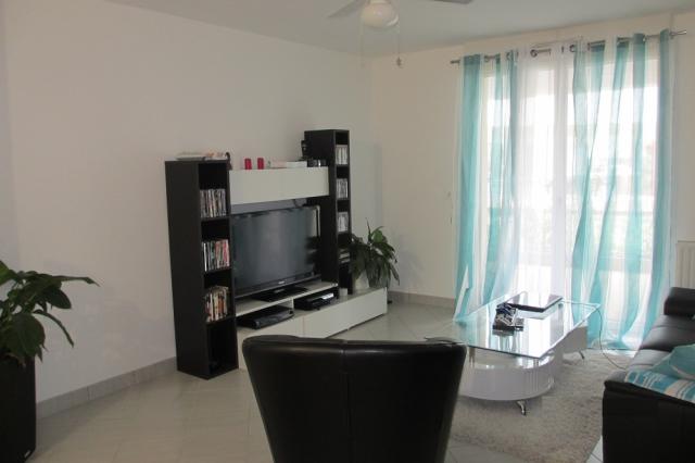 Location appartement T3 St Cyr sur Loire - Photo 2