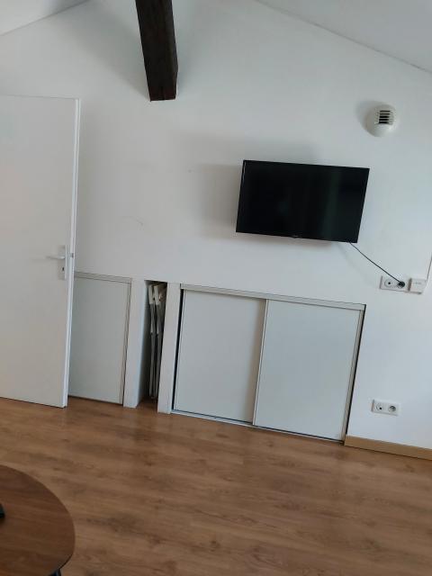 Location studio St Martin d'Heres - Photo 6