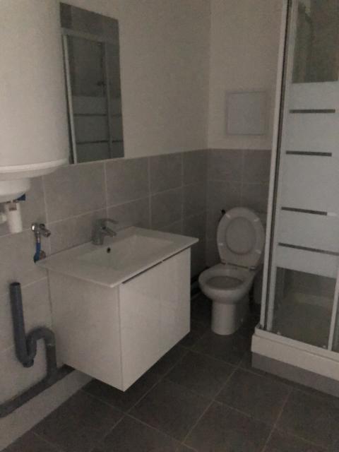 Location appartement T3 St Martin des Champs - Photo 3