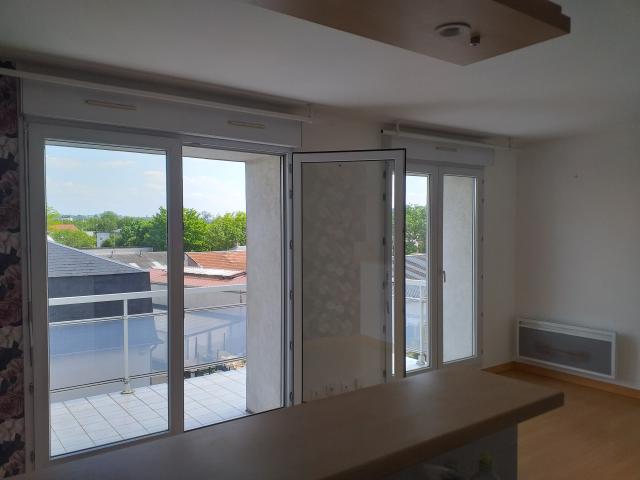 Location appartement T2 St Maur des Fosses - Photo 2