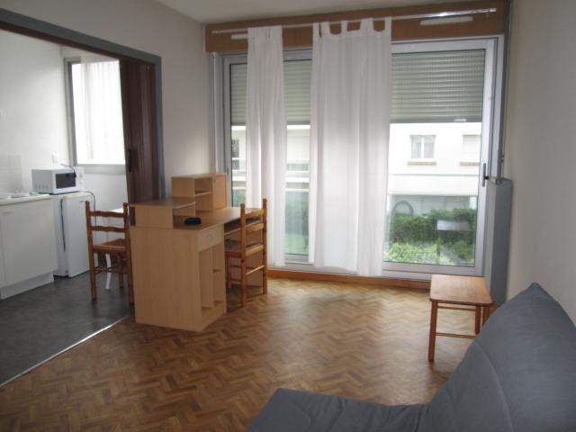 Location appartement T1 Rennes - Photo 1