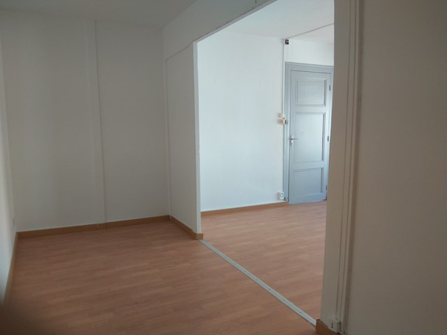 Location appartement T2 St Etienne - Photo 4