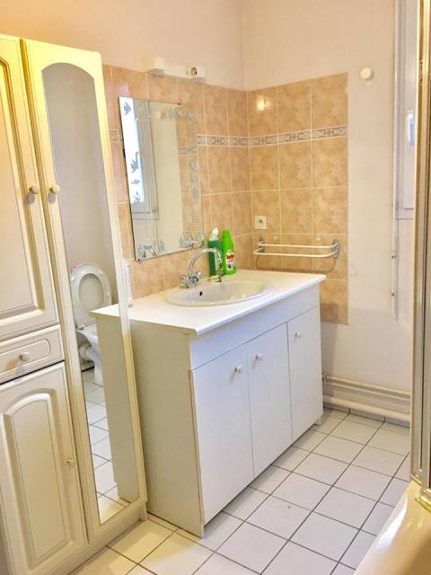 Location appartement T4 Montlouis sur Loire - Photo 7