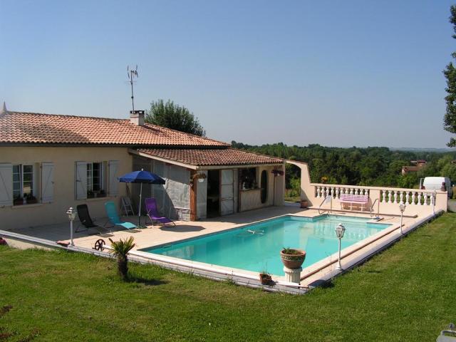 Location maison F5 Lagupie - Photo 3