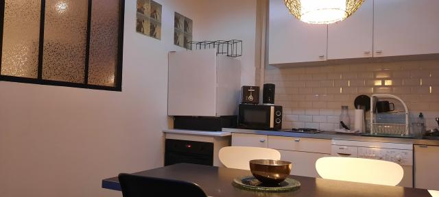 Location appartement T3 Marseille 01 - Photo 6