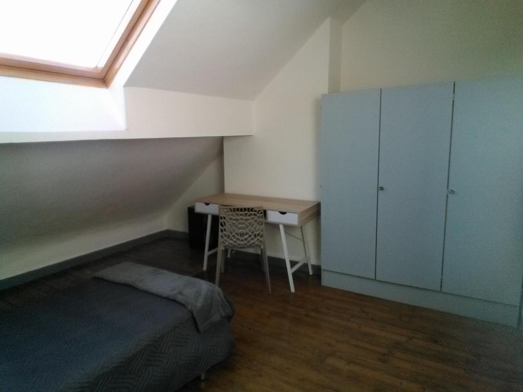 Location chambre Mons en Baroeul - Photo 1