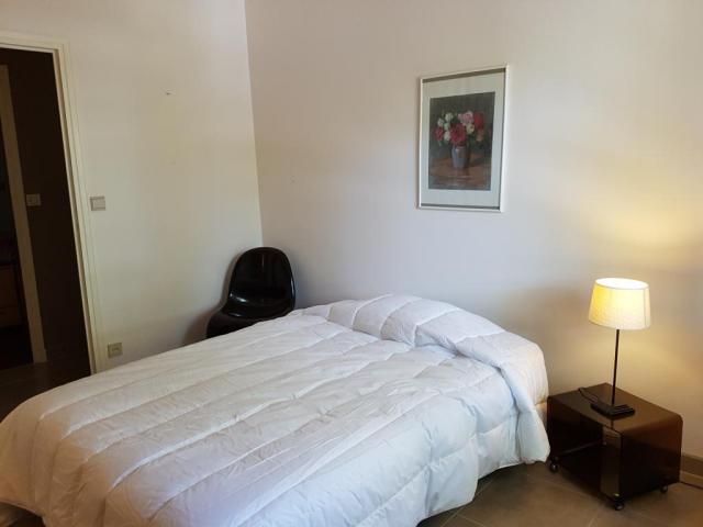 Location appartement T2 Lyon 4 - Photo 1