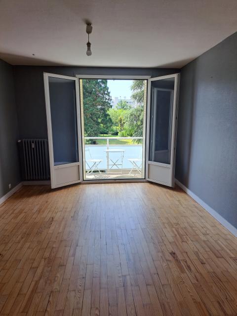 Location appartement T3 St Etienne - Photo 2