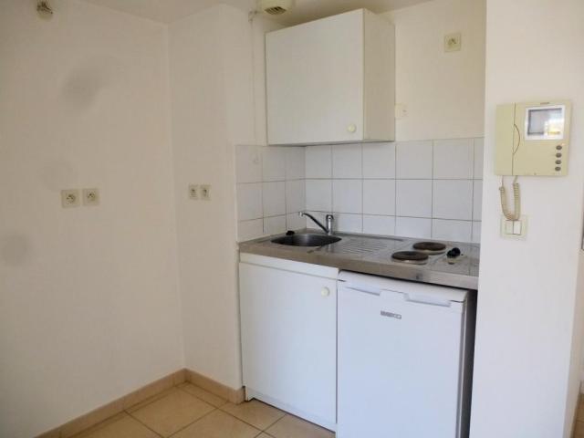 Location appartement T2 Marseille 10 - Photo 2