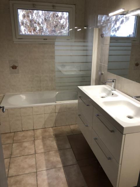 Location maison F6 Le Pontet - Photo 3