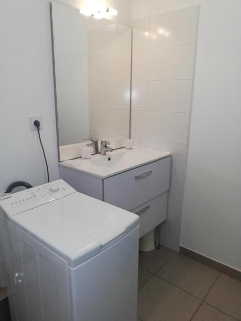 Location appartement T2 Sete - Photo 7
