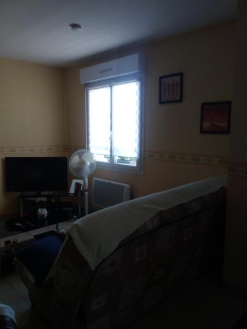 Location studio St Maixent l'Ecole - Photo 4