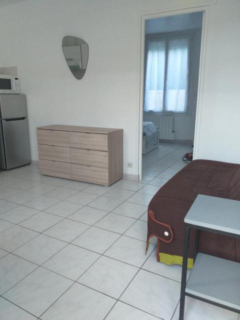 Location appartement T1 Villejuif - Photo 3